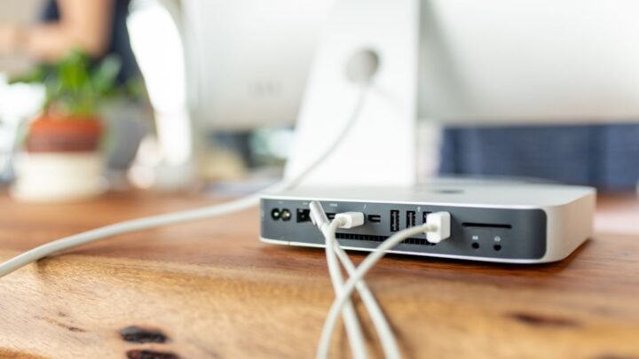 Connected home office devices and peripherals used for remote work
